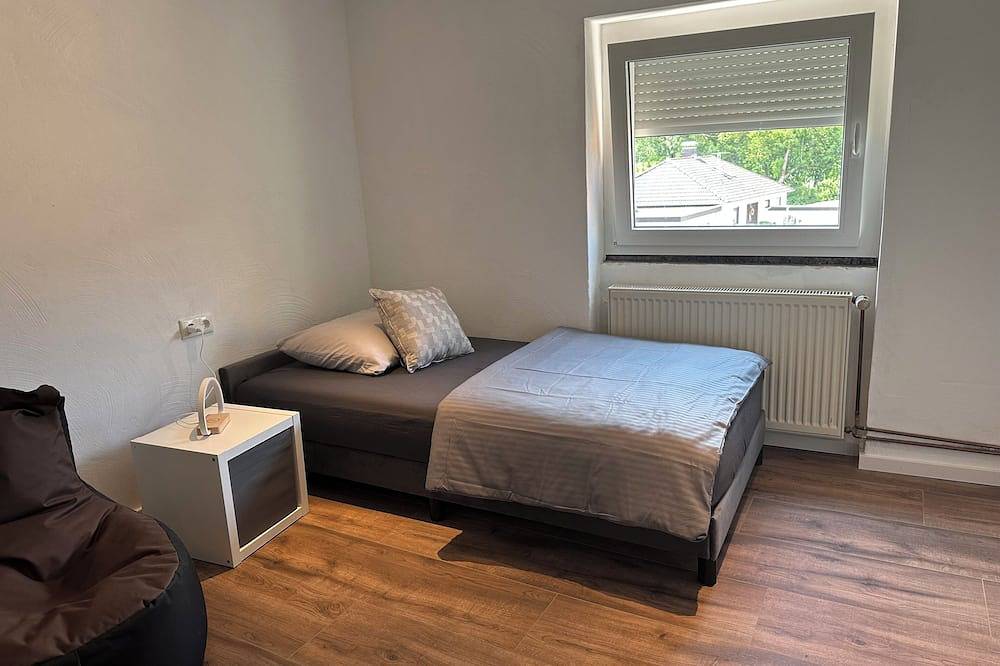 Ferienwohnung mit einer Küche/1 Schlafzimmer/für 2 Personen - Gemeinschaftsbad in Groß-Umstadt, Main-Odenwald