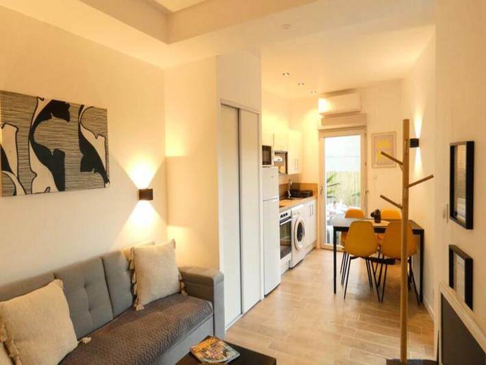 Gîte pour 2 personnes, avec balcon, adapté aux familles dans Lac de Paladru - 4