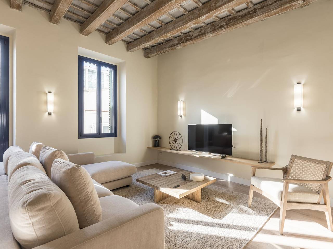 Geheel vakantieappartement, The Residences at Bartomeu 26-Suite Maricel- 3 bedroom/2 Bathroom in Sitges, Garraf