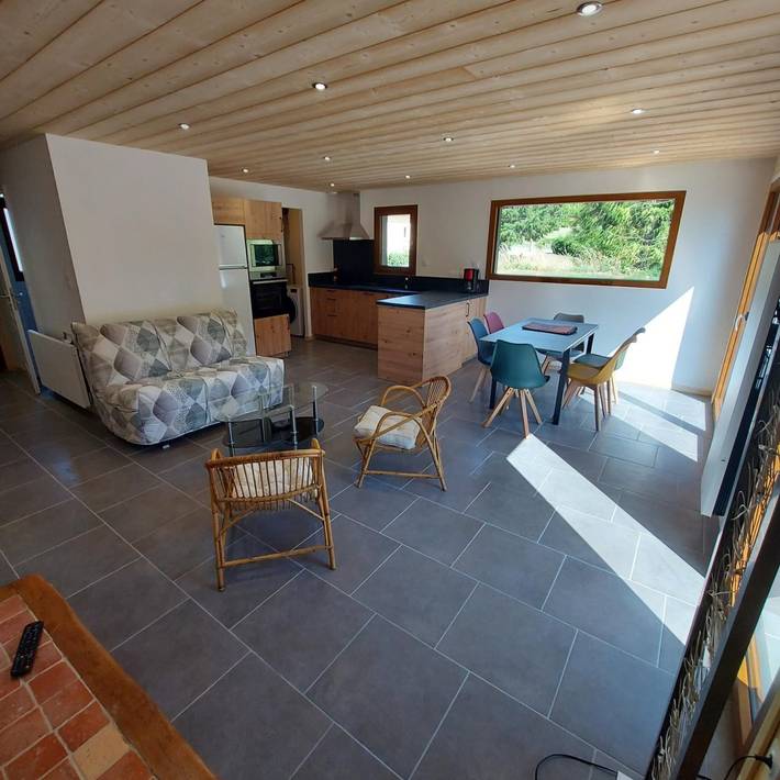 Maison pour 6 personnes, avec jardin à Rochesson