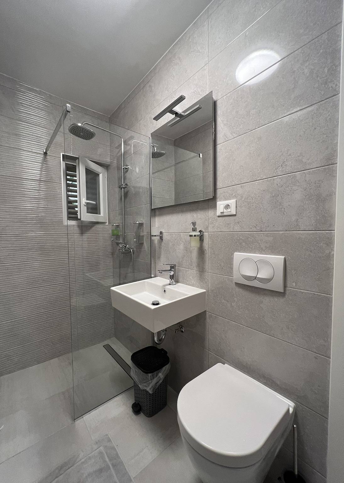 Rooms Edna - Economy Double Room in Dubrovnik, Grad Dubrovnik