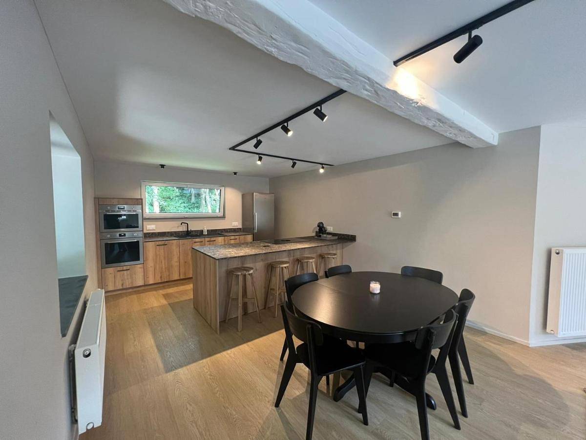 Three-Bedroom House in Limbourg, Région de Liège