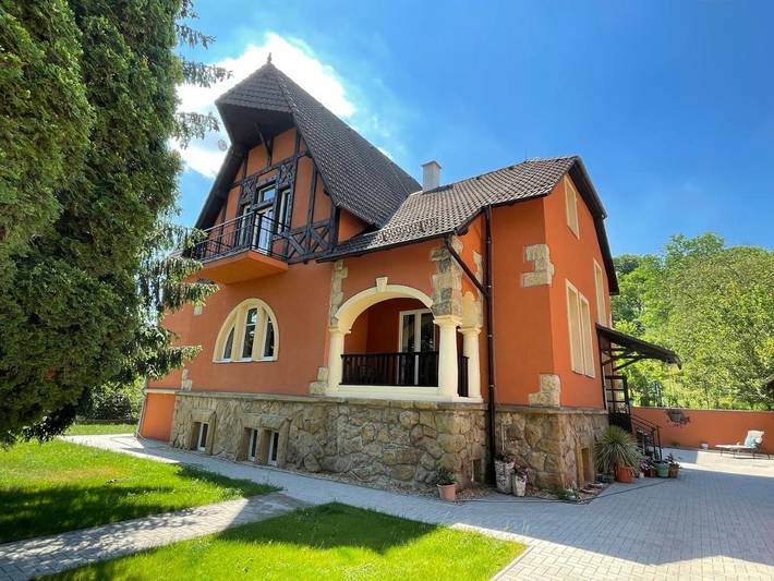 Gîte pour 2 personnes, avec Terrasse ainsi que Jardin et Vue à Mladá Boleslav
