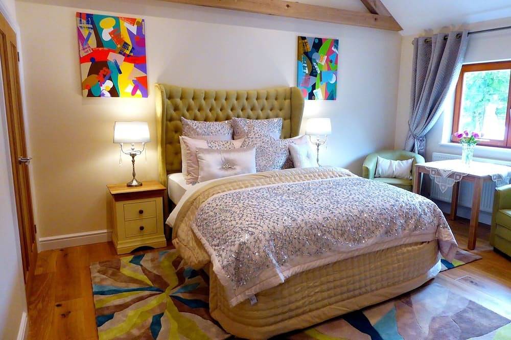 Luxury 5 star Lavender room  in Bix and Assendon, Chiltern Hills