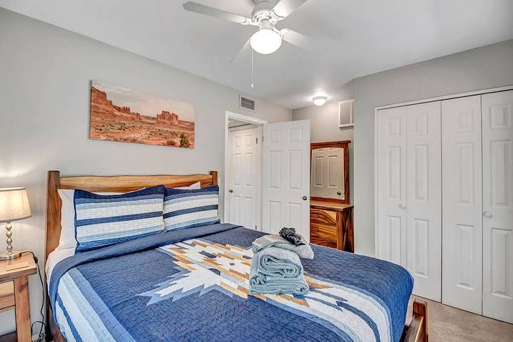 Vacation house for 6 people, with hot tub and terrace, with pets in Sedona
