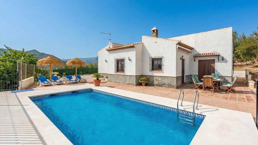 Casa rural para 6 personas, con balcón/terraza y piscina en Periana - 4