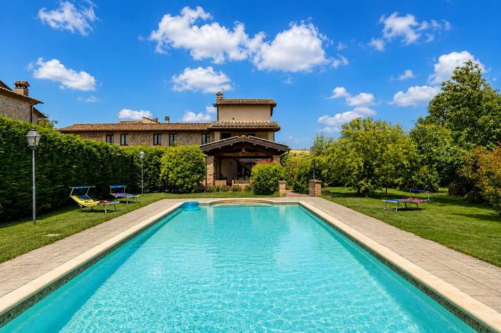 Villa per 14 persone, con piscina e terrazza, con animali domestici - 1