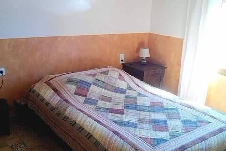 Location de vacances pour 7 personnes, avec jardin, animaux acceptés à La Bastide-des-Jourdans - 4