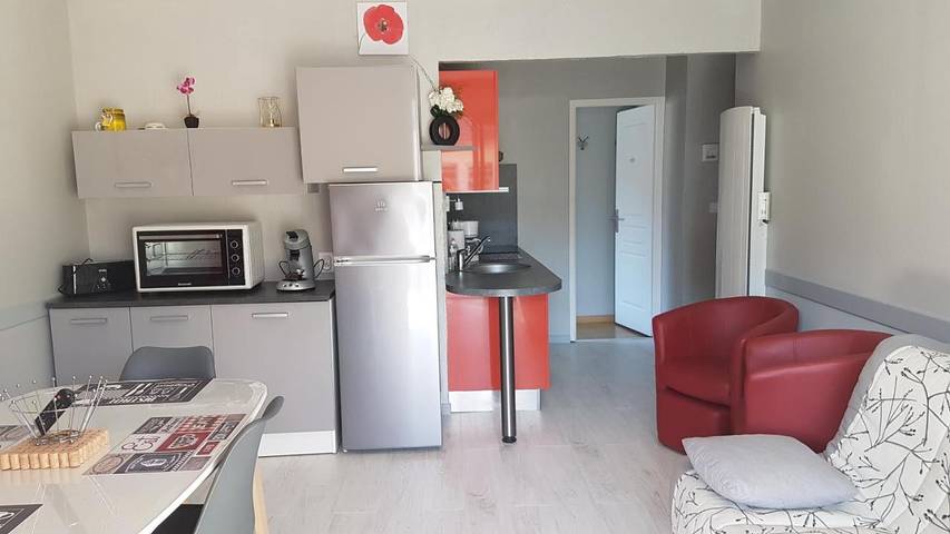 Gîte pour 4 personnes, avec Balcon et Terrasse ainsi que Jardin et Vue à Argelès-Gazost