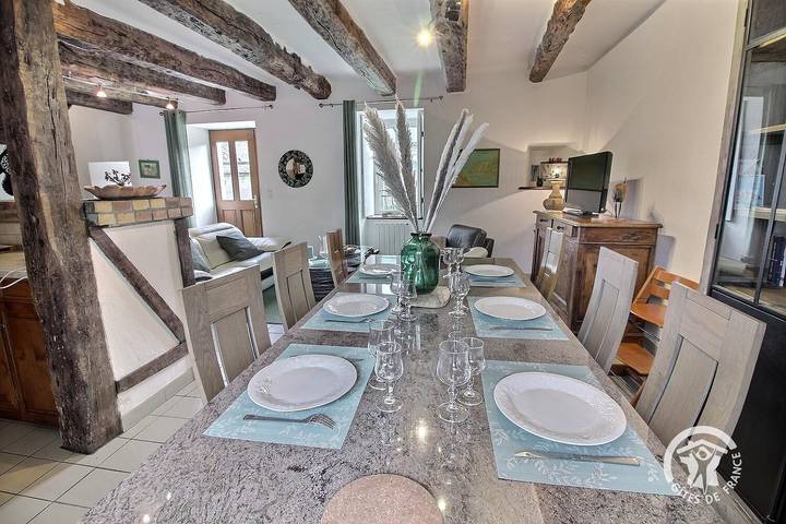 Gîte pour 6 personnes, avec jardin ainsi que terrasse et piscine à Plancoët - 4