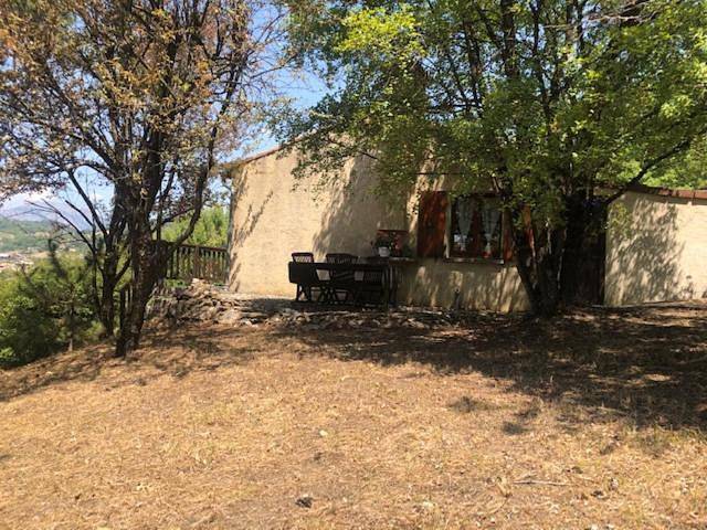 Location de vacances pour 4 personnes, avec terrasse ainsi que jardin et vue, animaux acceptés à Tallard - 3