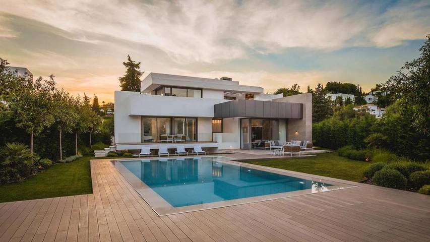Ferienwohnung für 10 Personen, mit Terrasse und Garten sowie Pool und Seeblick in Balatonmariafürdö