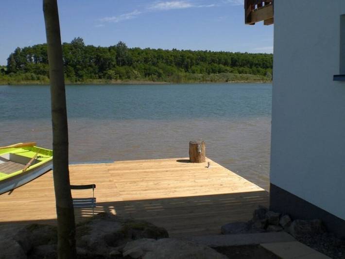Angler direkt am Hainer See in Kahnsdorf, Neukieritzsch