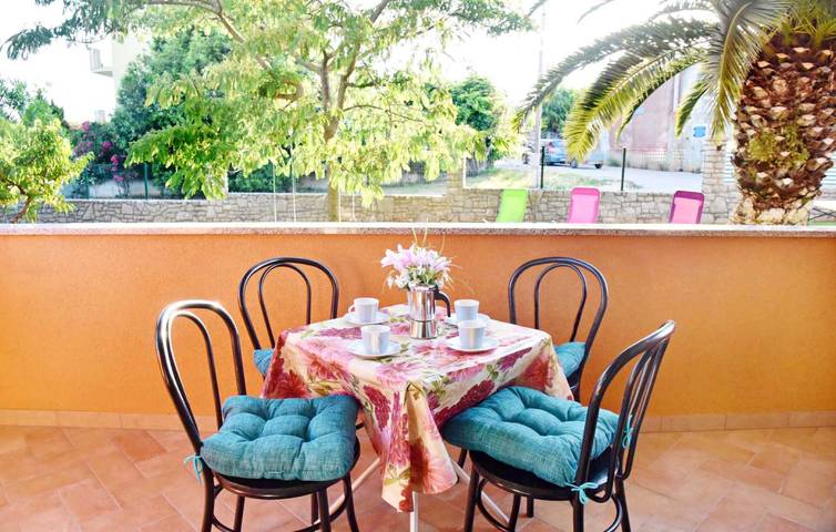 Apartamento de vacaciones para 4 personas, con jardín - 1