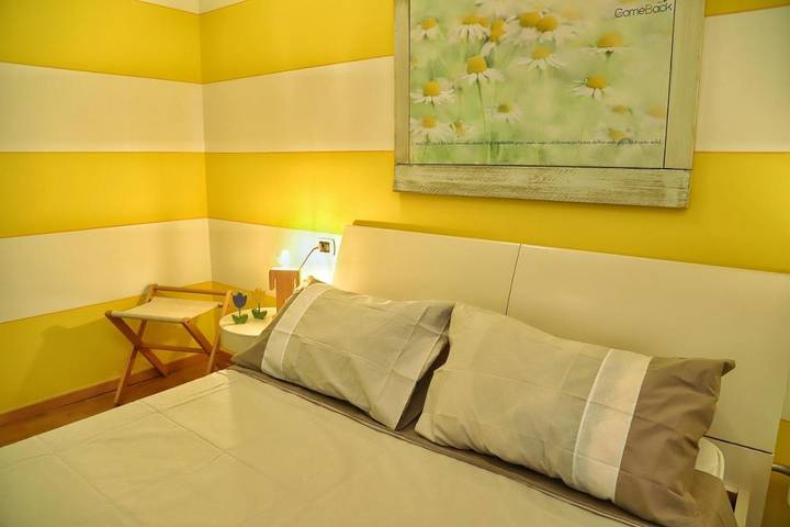 Casa vacanza per 4 persone, con Balcone e Terrazza nonché Giardino e Panorama a Stezzano
