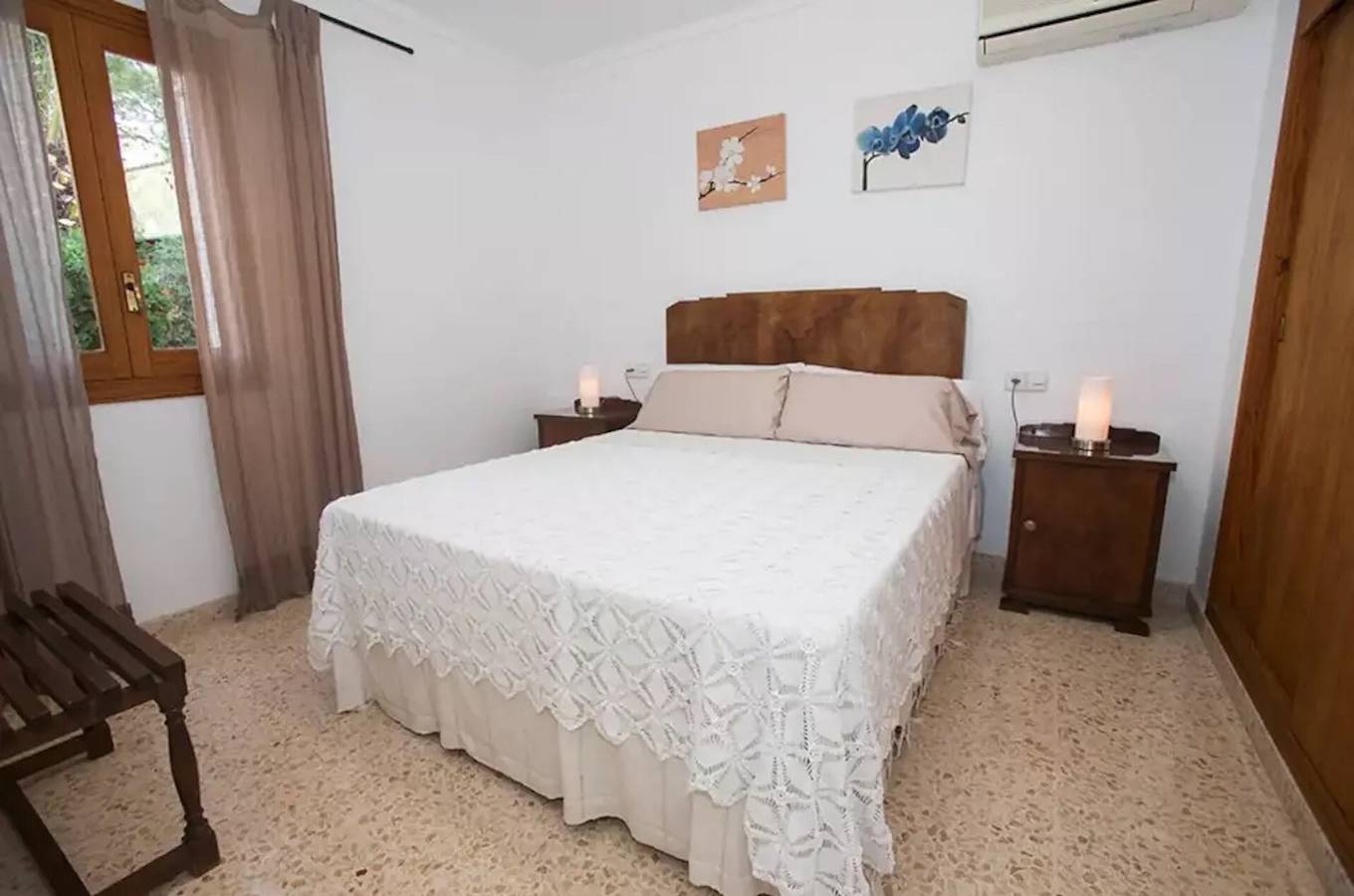 Traumhaftes Ferienhaus “Ses Roques” am Meer mit Terrassen und Wlan in Bonaire, Alcúdia