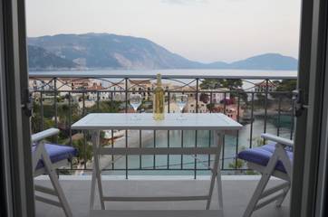 Gîte pour 2 personnes, avec terrasse dans Άσος