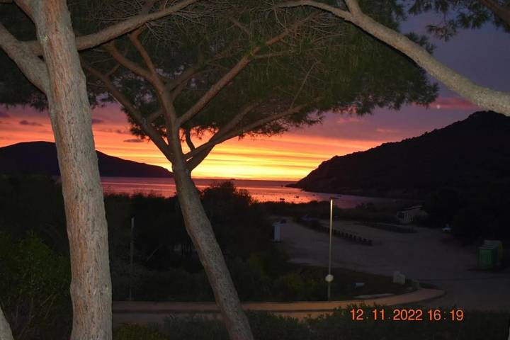 Location de vacances pour 10 personnes, avec vue et jardin, adapté aux familles à Appietto - 2