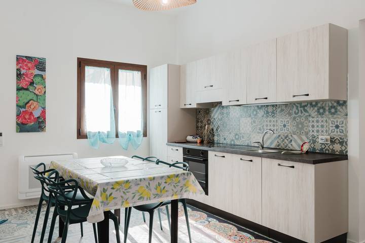 Casa vacanze 'La Vanedda' con terrazza privata, Wi-Fi e aria condizionata in Partanna, Provincia di Trapani