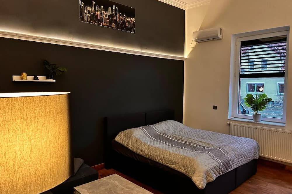 Ganze Wohnung, Dz Appartements - Ferienwohnung mit Klimaanlage, inkl. Wlan, Betten stellbar in Wittenberge, Prignitz
