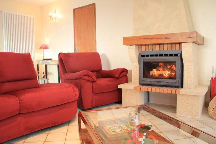 Gîte pour 8 personnes, avec jardin à Saint-Lô-d'Ourville - 2