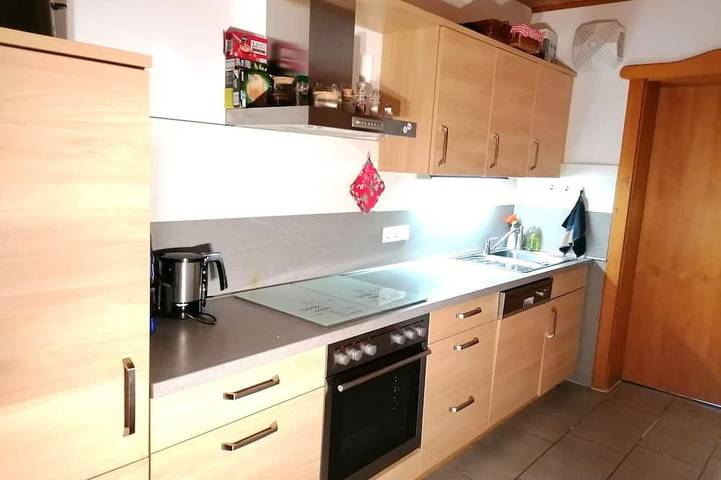 Ferienwohnung für 4 Personen, mit Balkon und Garten sowie Pool und Sauna