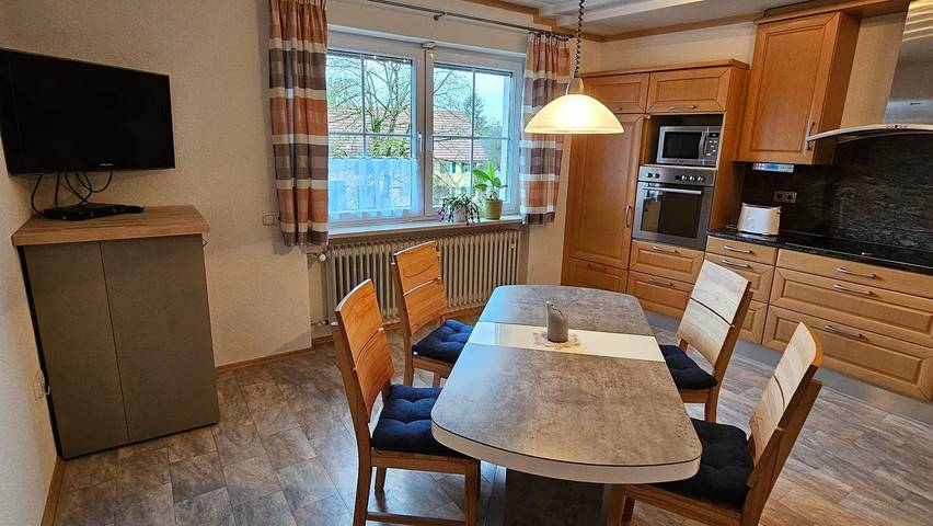 Ferienwohnung für 6 Personen, mit Balkon in Augsburg und Umgebung - 2