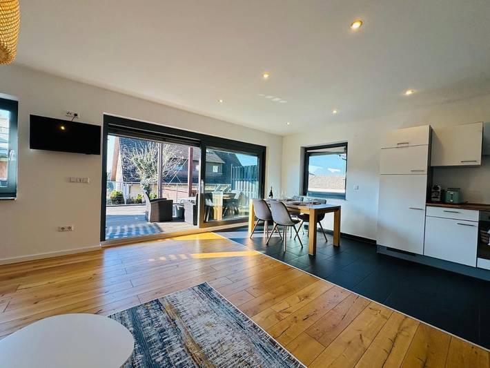 Ferienwohnung für 5 Personen, mit Ausblick und Terrasse sowie Seeblick - 1