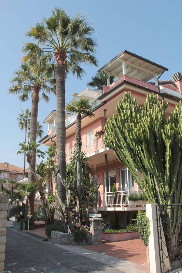 B&b per 3 persone, con Terrazza a Bordighera