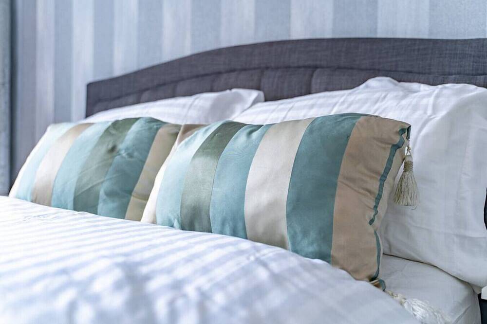 Central Aster House 3 Bedrooms Parking in Nottingham, East Midlands