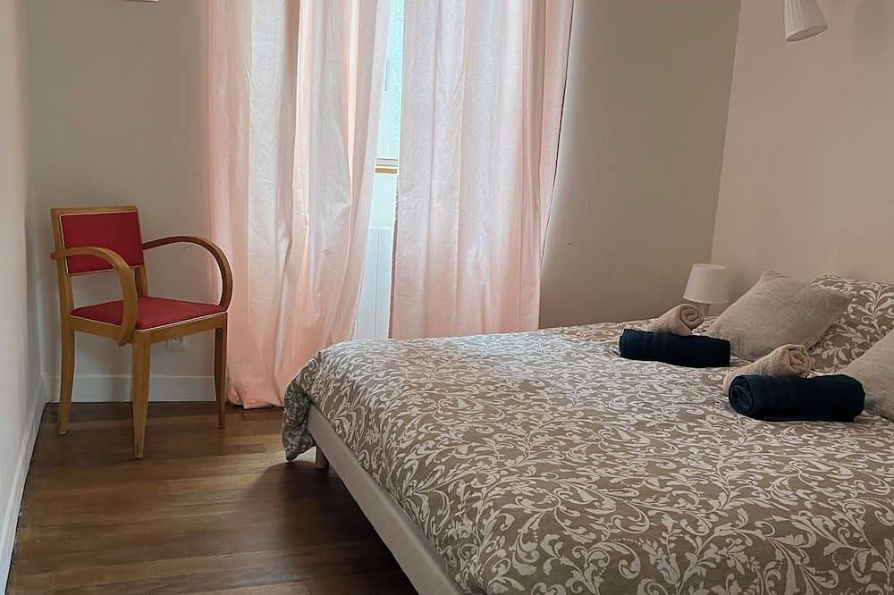 Apartamento entero, La Villa Louana 3 : Entire Apartment 60m2, elegance and independence  in Aubusson, Región de Aubusson