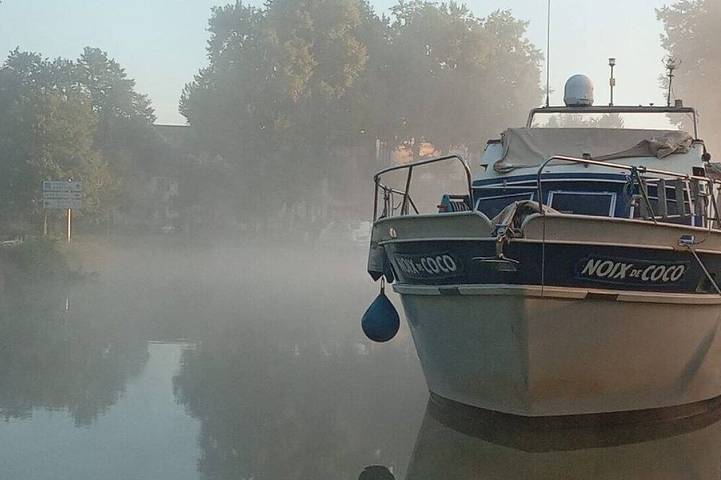 Péniche pour 10 personnes, avec balcon, animaux acceptés dans Seine-et-Marne