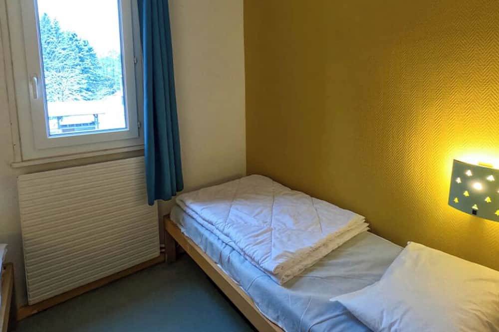 Geheel appartement, Les Monts Jura 3P6S - Two Bedroom Apartment, Sleeps 6 in Lélex, Parc naturel régional du Haut-Jura