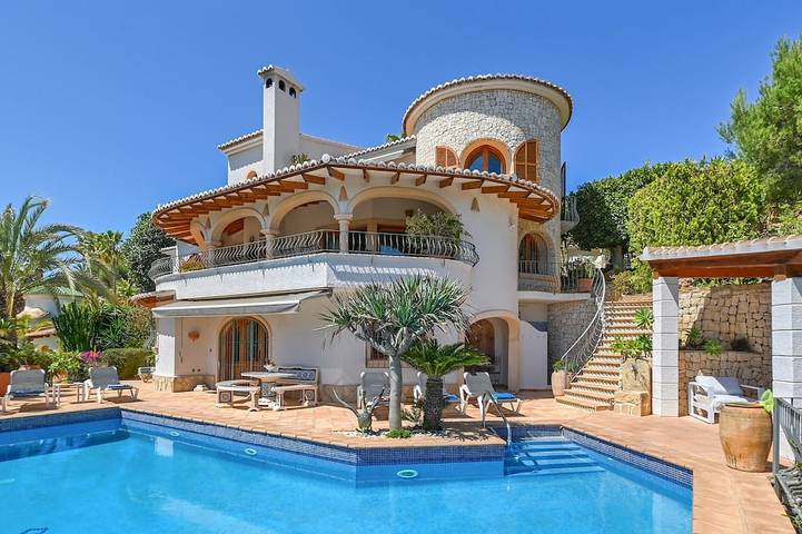 Villa für 11 Personen, mit Whirlpool und Garten sowie Sauna, mit Haustier - 1