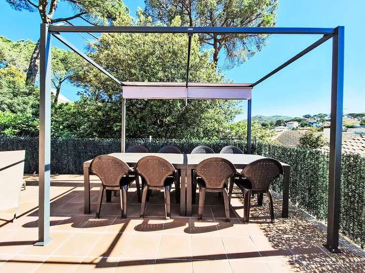Location de vacances pour 6 personnes, avec terrasse et piscine à Tordera - 3