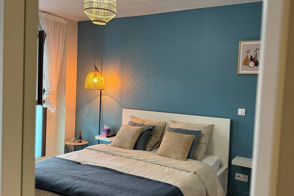 Entire apartment, Cozy 1-bedroom apartment in beautiful Éguilles with Ac,Pool in Éguilles, Aix-en-Provence region