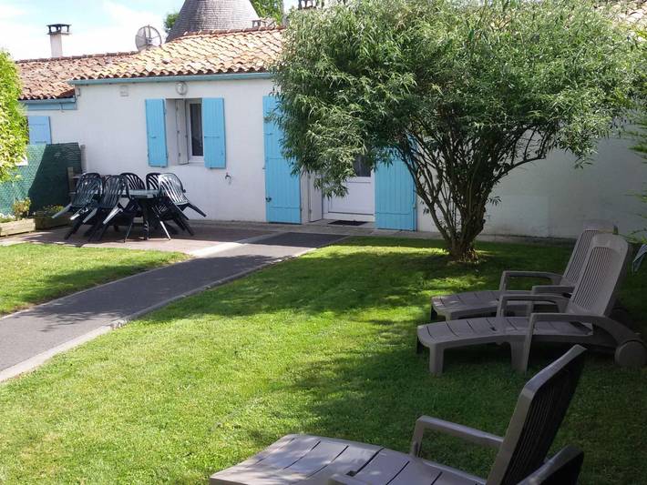 Location de vacances pour 6 personnes, avec jardin, animaux acceptés à Arces - 2