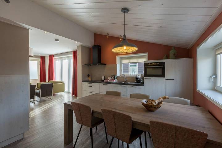 Ferienhaus für 6 Personen, mit Terrasse in Oostkapelle