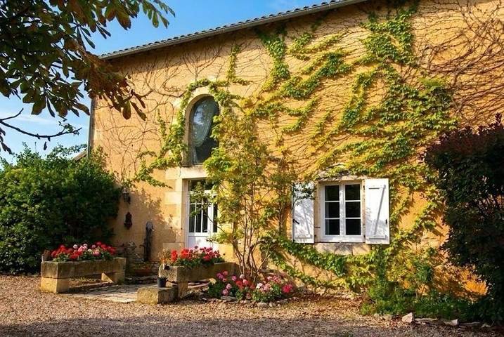 Maison de vacances pour 15 personnes, avec Terrasse ainsi que Jardin et Piscine
