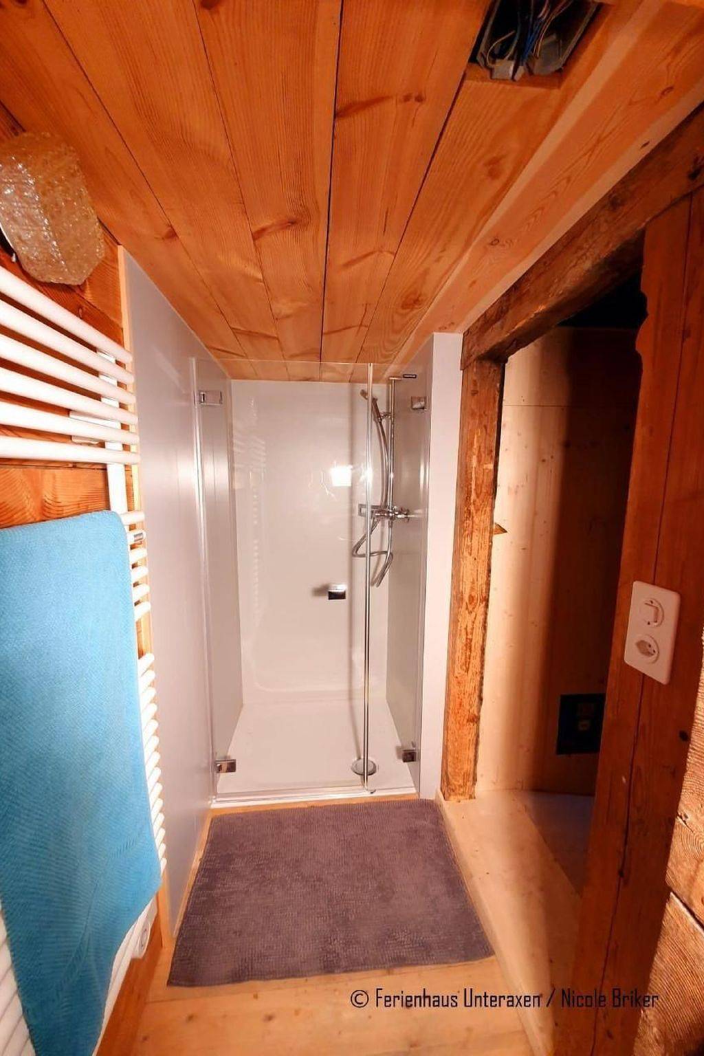 Unteraxen in Sisikon, Lago de los Cuatro Cantones