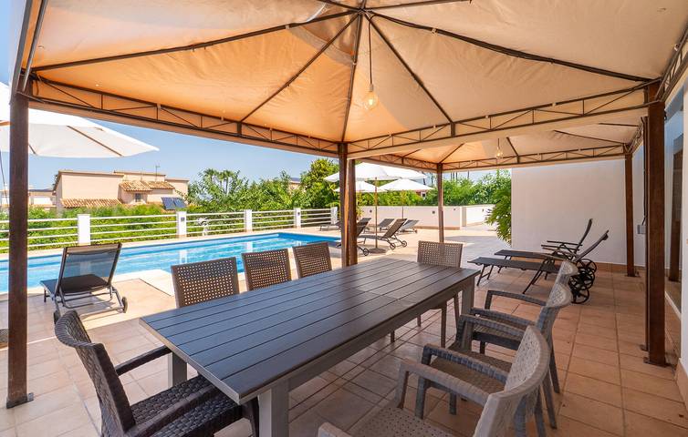 Meerblick-Apartment mit Pool, Terrasse & WiFi bei Four Seasons in Sa Torre, Llucmajor