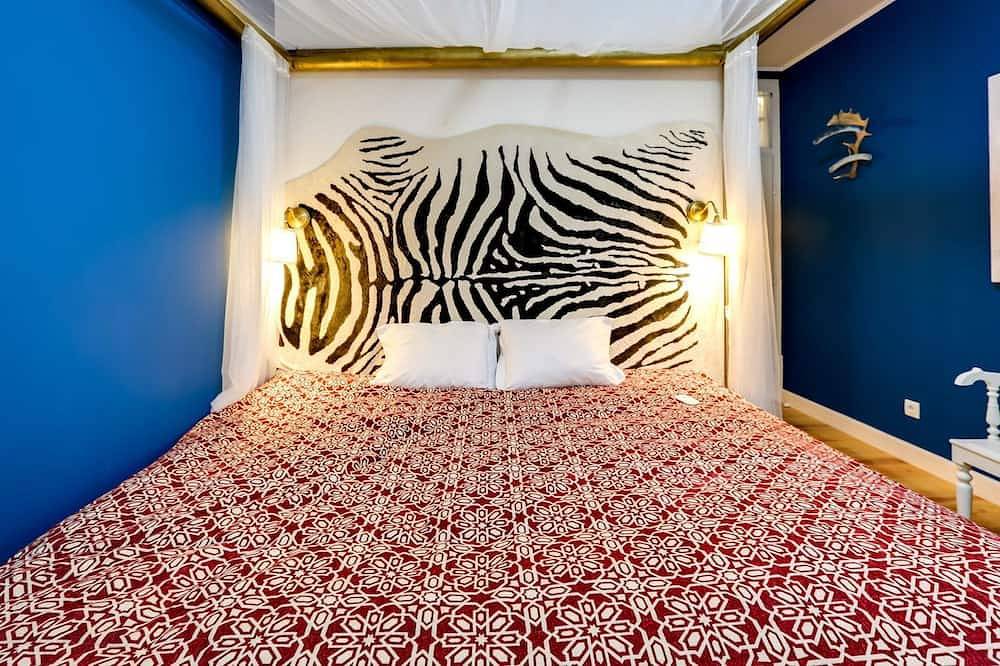 Luxa Charm House | Quarto 7 | Self Check-in Online in São Martinho (Sintra), Sintra