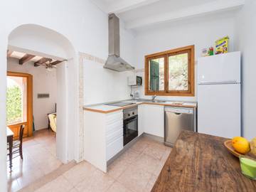 Villa in Mancor de la Vall, Majorca Center für 4 