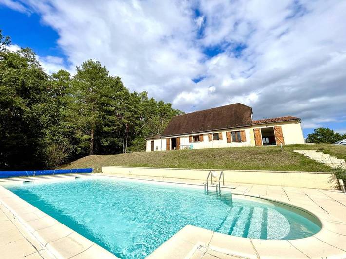 Villa pour 6 personnes, avec piscine
