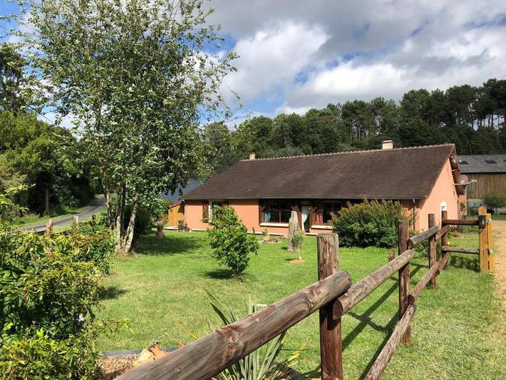 Cottage pour 2 personnes, avec jardin et vue à La Fontaine-Saint-Martin