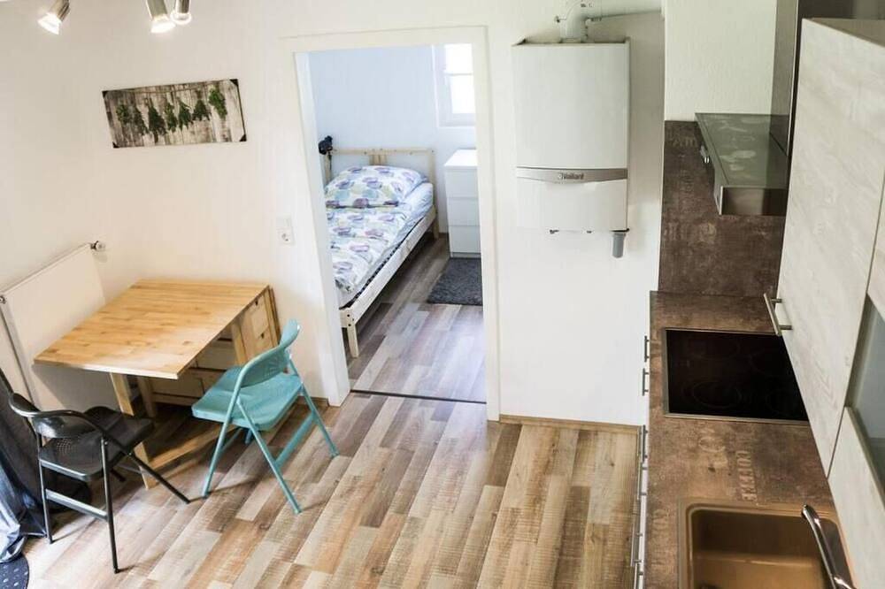 Ferienhaus für bis zu 6 Personen mit großem Garten und Spielplatz in Seligenstadt, Landkreis Offenbach