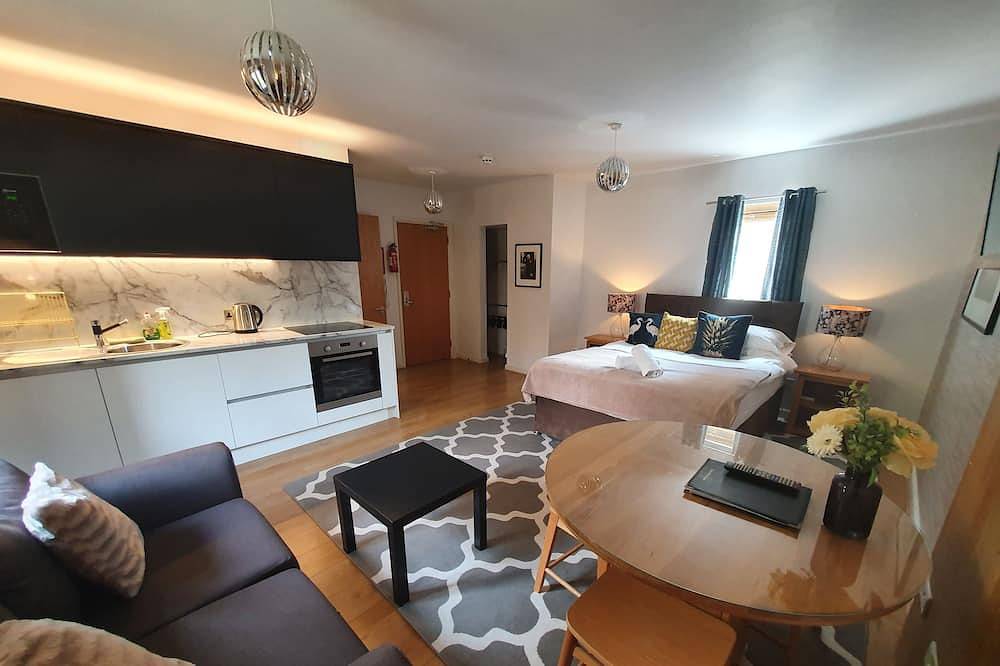 Churchill Court | Private 11Bed | Blenheim&Oxford | Sleeps 24 Perfect for Groups in Oxfordshire