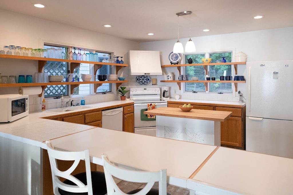 Macatawa Hills Lake Michigan Beachfront in Macatawa, Allegan County