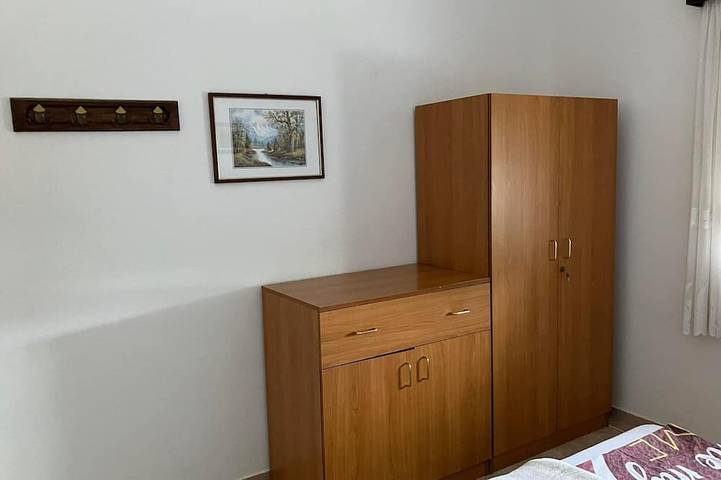 Ferienhaus für 12 Personen, mit Garten in Povljana - 4