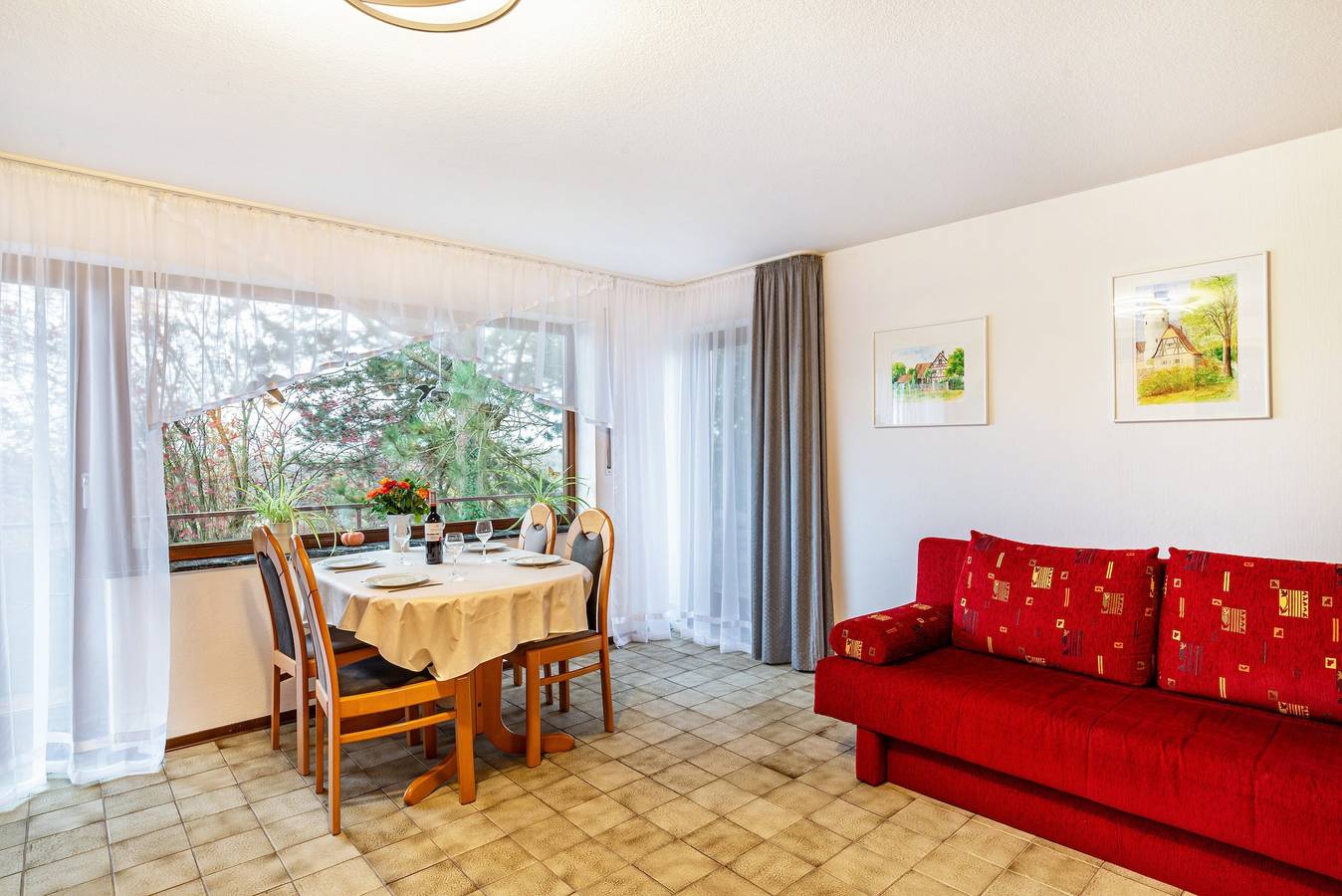 Ganze Wohnung, Ferienwohnung Karle, 55 qm, im 1. Og, 1 Schlafzimmer, 1 Wohnzimmer , 3-4 Personen in Künzelsau, Hohenlohe